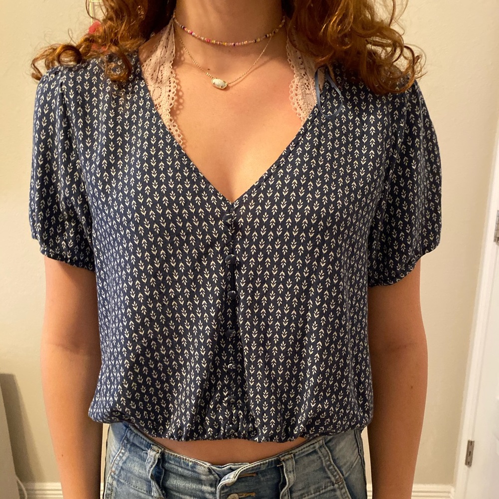 Blue & White cropped shirt